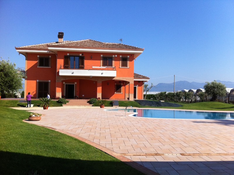 Casa ed Annessi Rurali